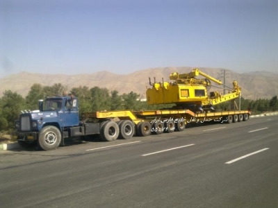 حمل دستگاه حفاری توسط کمرشکن 11 محور