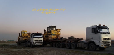 حمل سایدبوم کوماتسو 355 (Komatsu) جهت خط لوله گاز ایران - پاکستان از مبدا تهران به مقصد چابهار توسط کمرشکن 11 محور شرکت حمل و نقل خلیج فارس ترابر